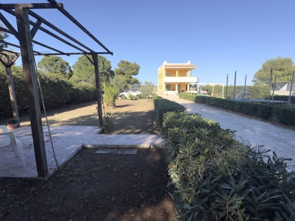 apartment with garden close to the sea for sale in plemmirio area syacuse sicily