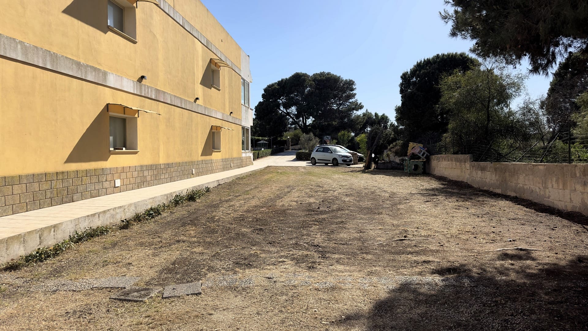 apartment with garden close to the sea for sale in plemmirio area syacuse sicily
