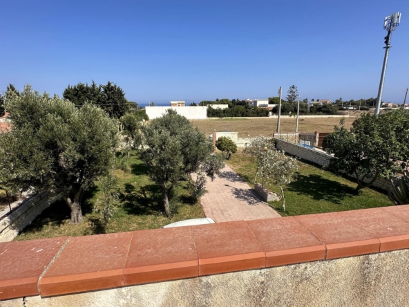detached villa for sale in plemmirio syracuse