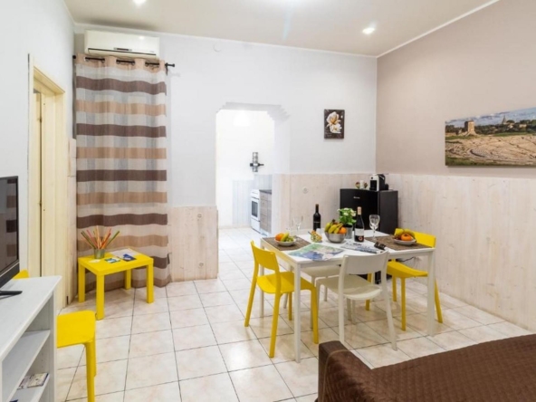 flat for sale in borgata syracuse sicily