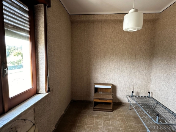 big villa for sale to renovate with garden 4km from the sea near Brucoli Augusta Sicily