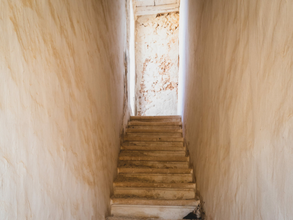 seaview farmhouse with land forsale in plemmirio syracuse sicily