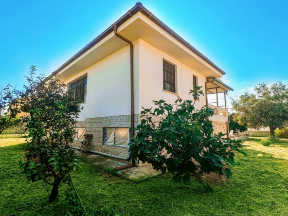 villa for sale 1km from the sea fanusa syracuse sicily