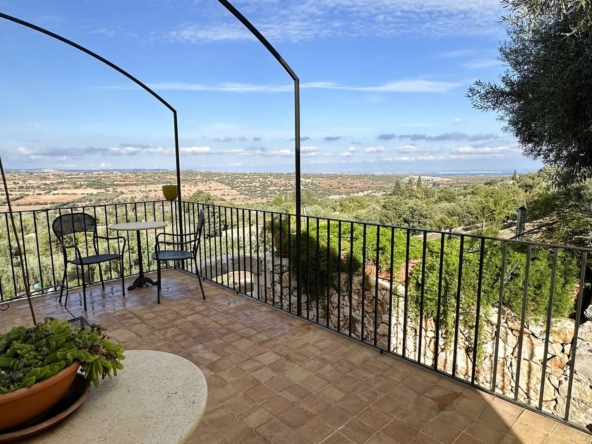 renovated country house for sale in syracuse sicily