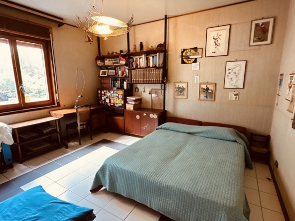apartment with private garden for sale in syracuse sicily