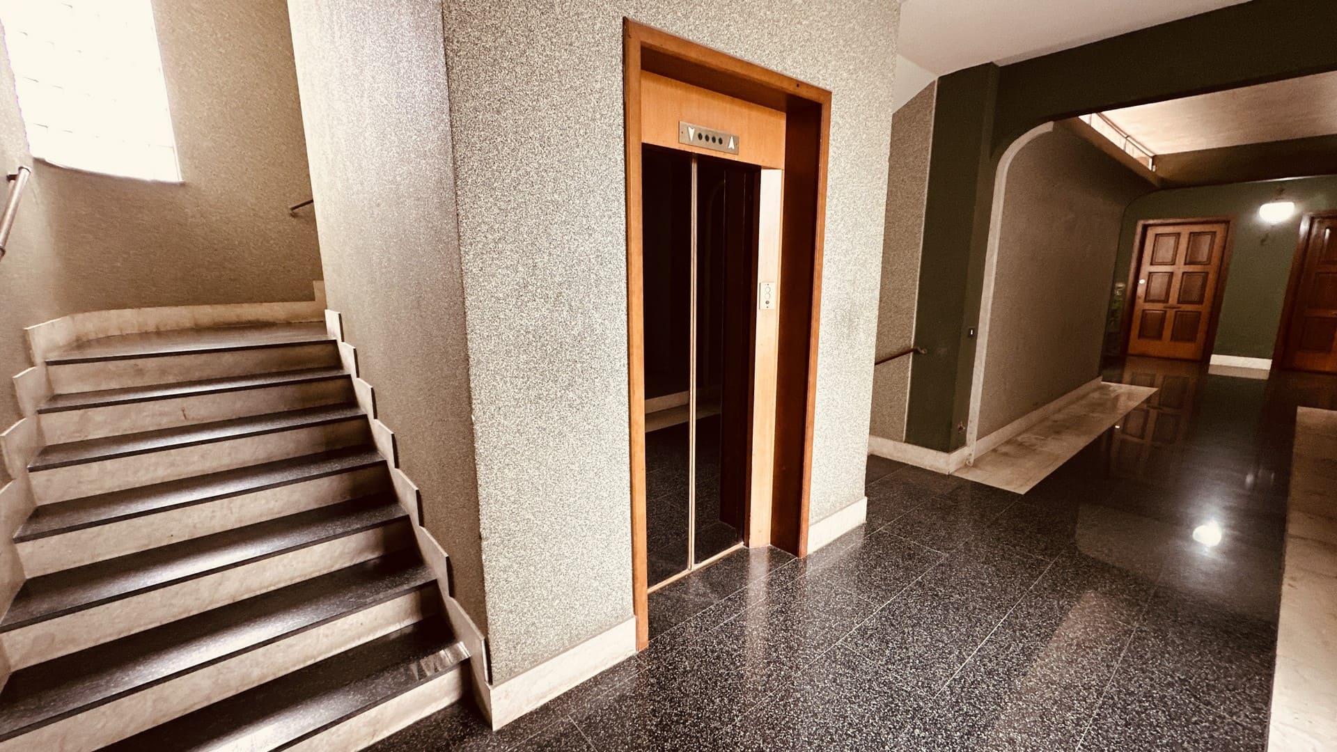 apartment with private garden for sale in syracuse sicily