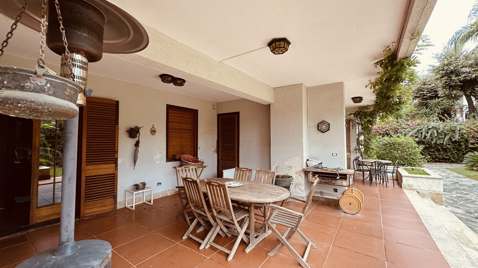 apartment with private garden for sale in syracuse sicily