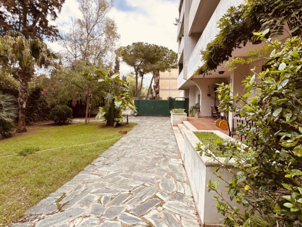 apartment with private garden for sale in syracuse sicily