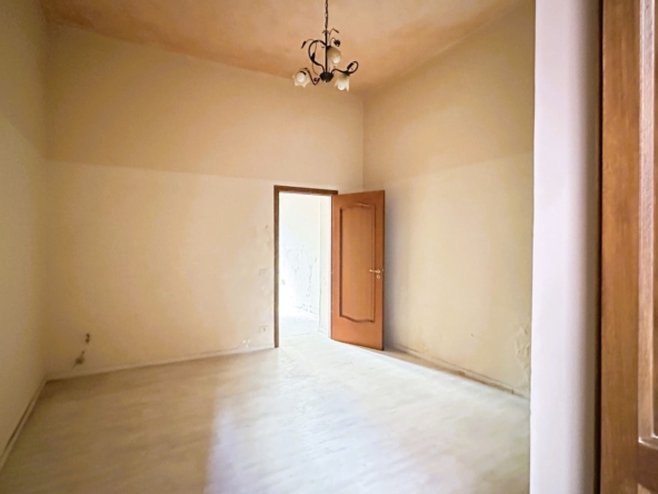 detached divisible apartment for sale in borgata syracuse sicily.
