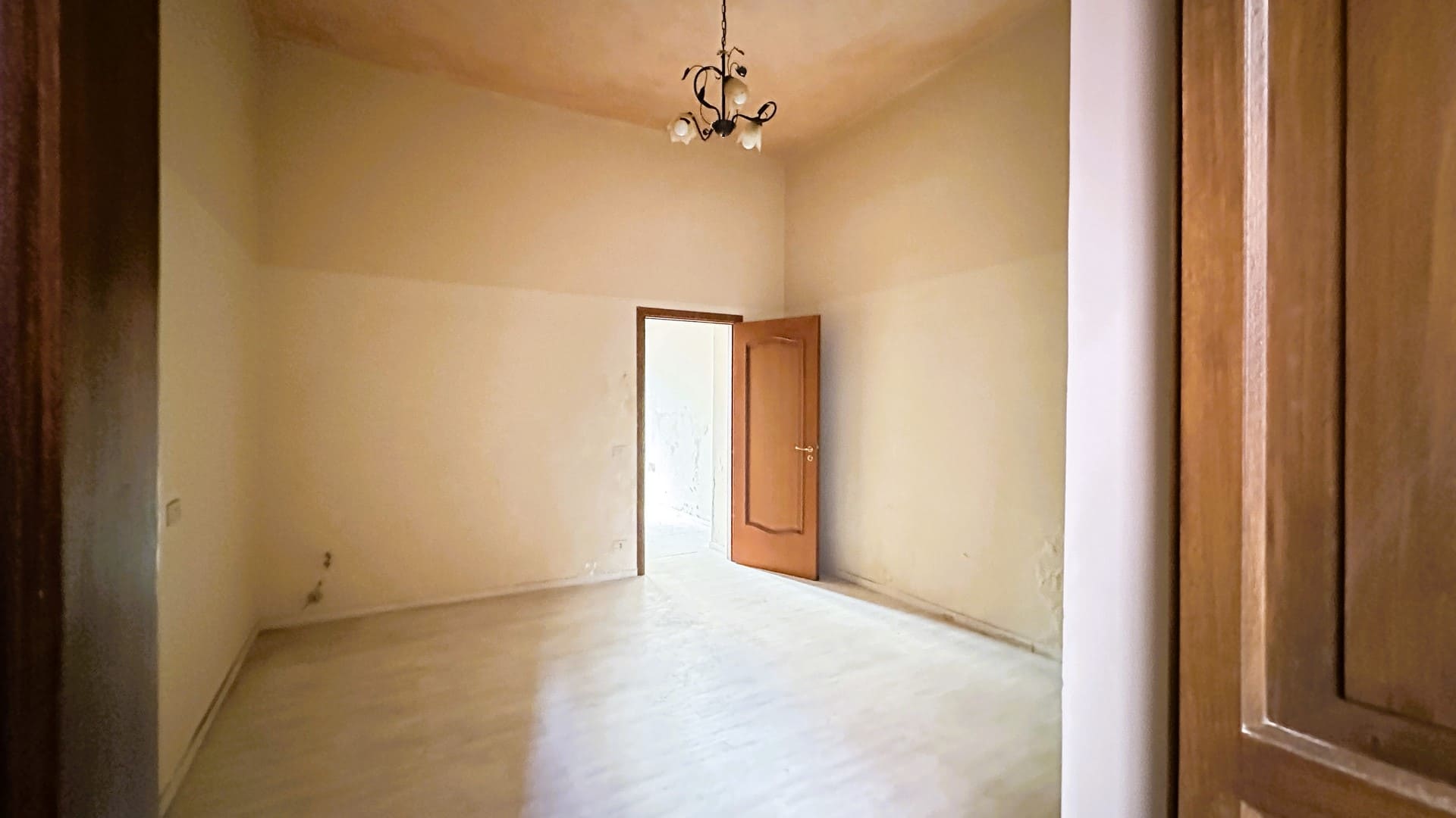 detached divisible apartment for sale in borgata syracuse sicily.