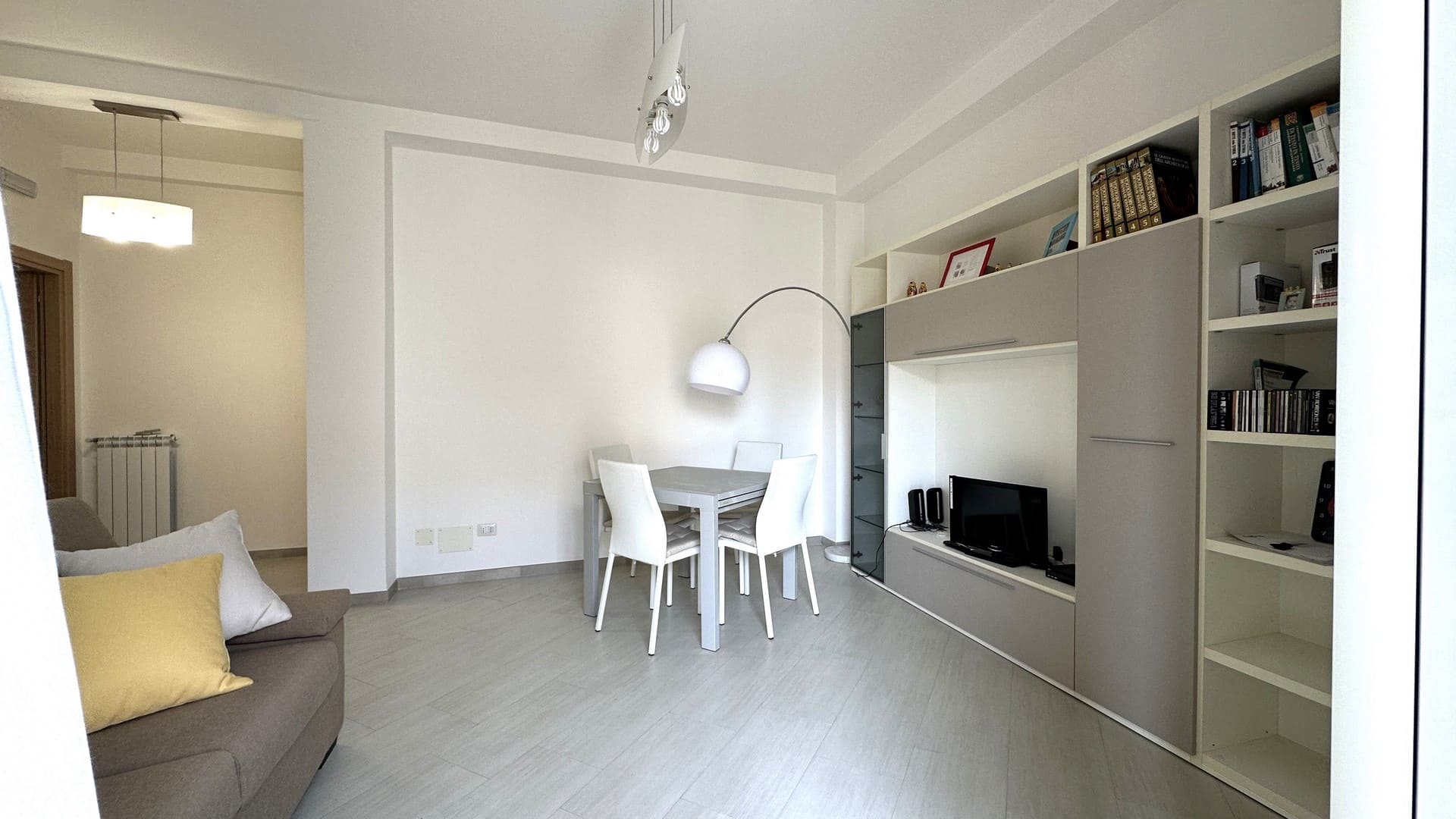renovated flat for sale in syracuse sicily