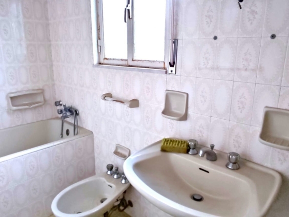 detached house with terrace for sale in palazzolo sicily
