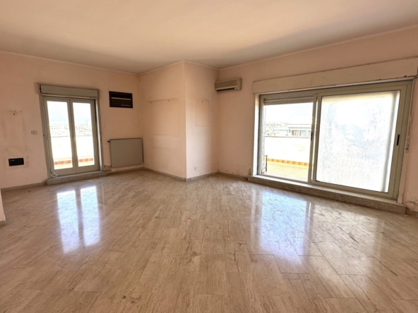 penthouse with seaview terrace forsale in syracuse sicily