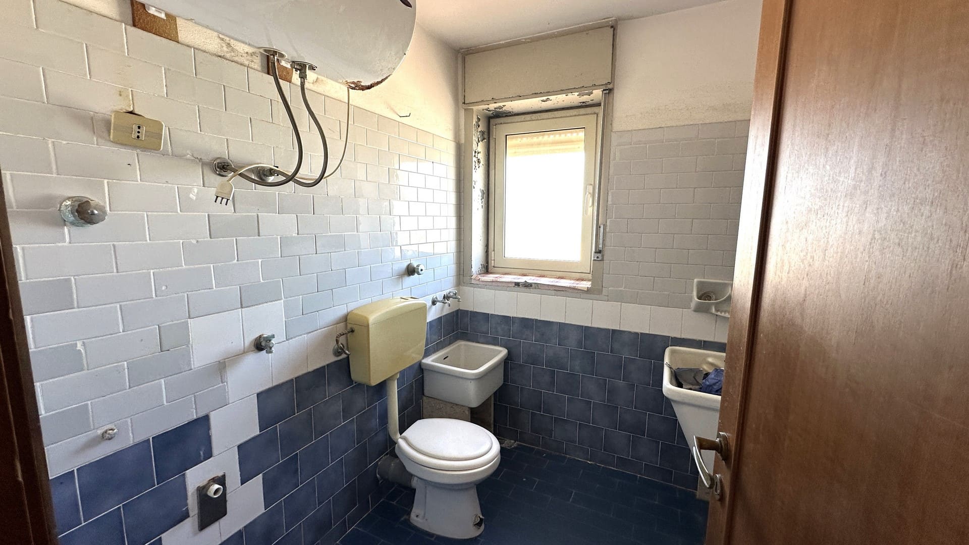 penthouse with seaview terrace forsale in syracuse sicily