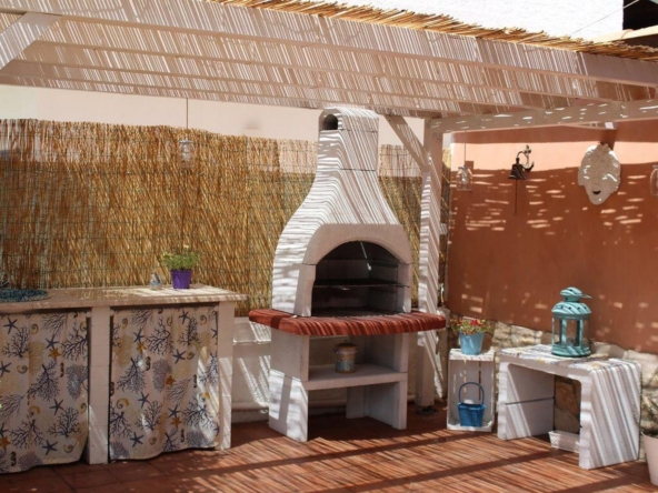 villa with swimming pool for sale syracuse sicily