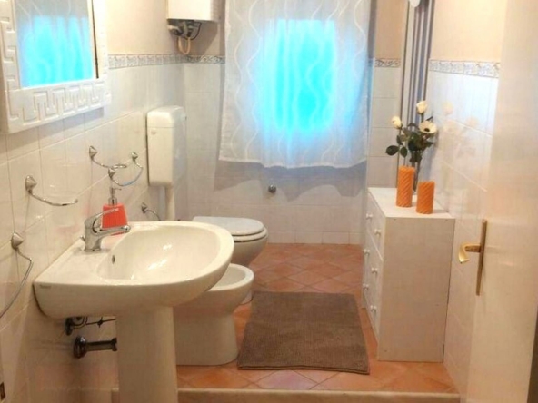 villa with swimming pool for sale syracuse sicily
