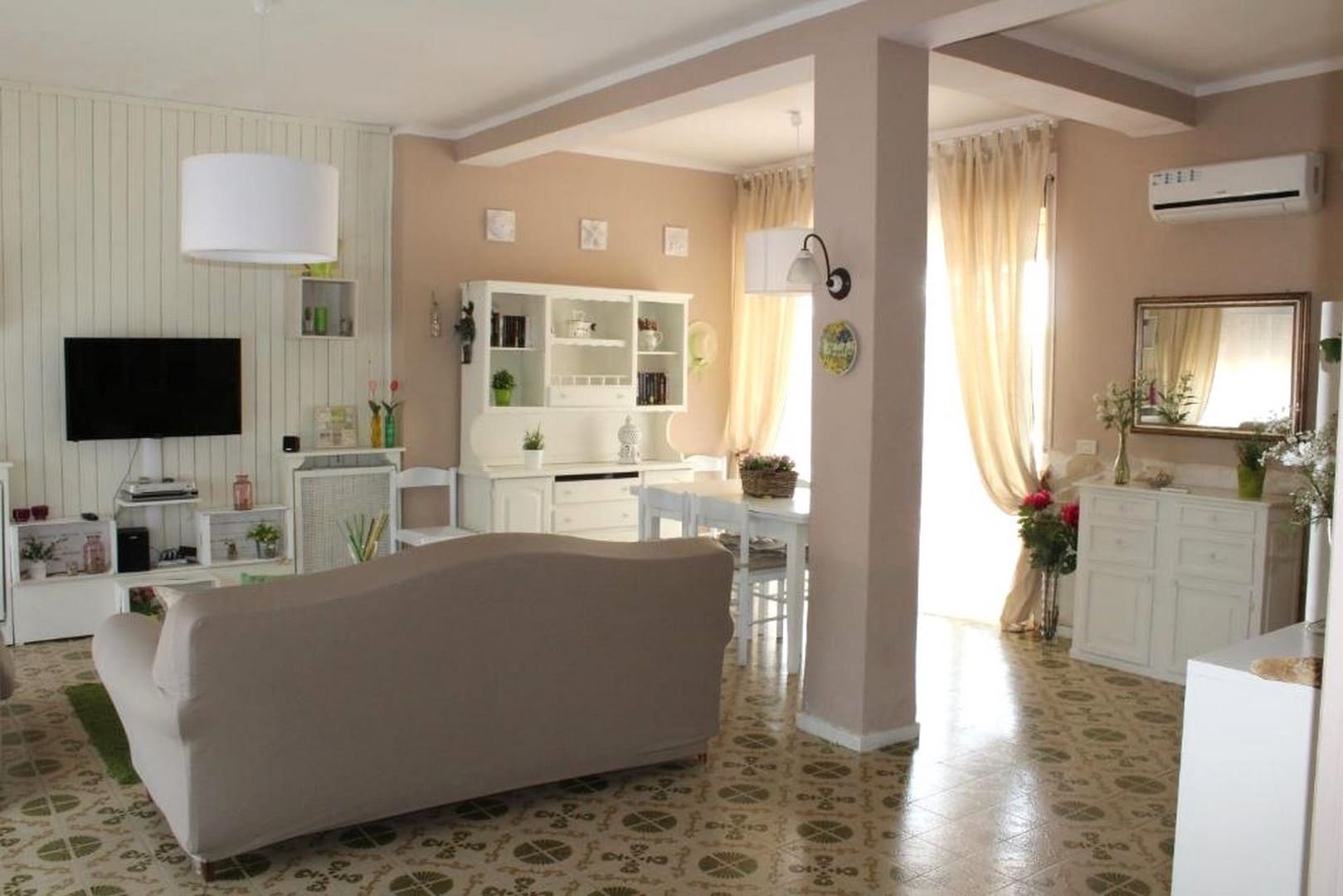villa with swimming pool for sale syracuse sicily