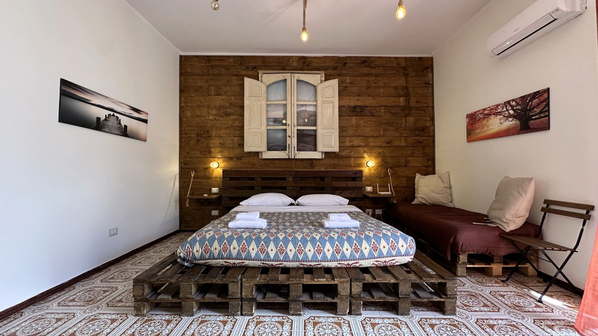 three-room apartment with terrace for sale in Syracuse