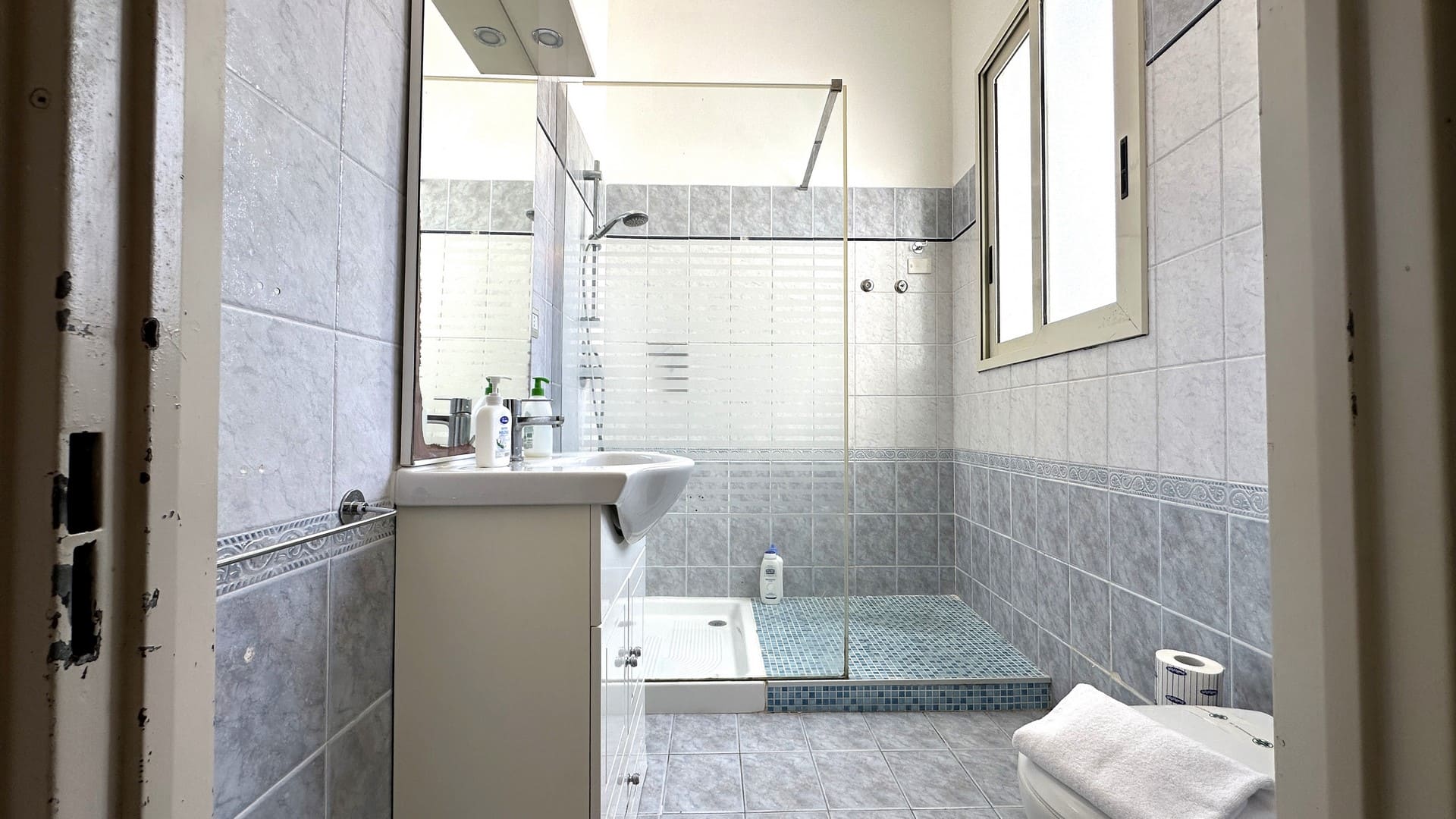 three-room apartment with terrace for sale in Syracuse