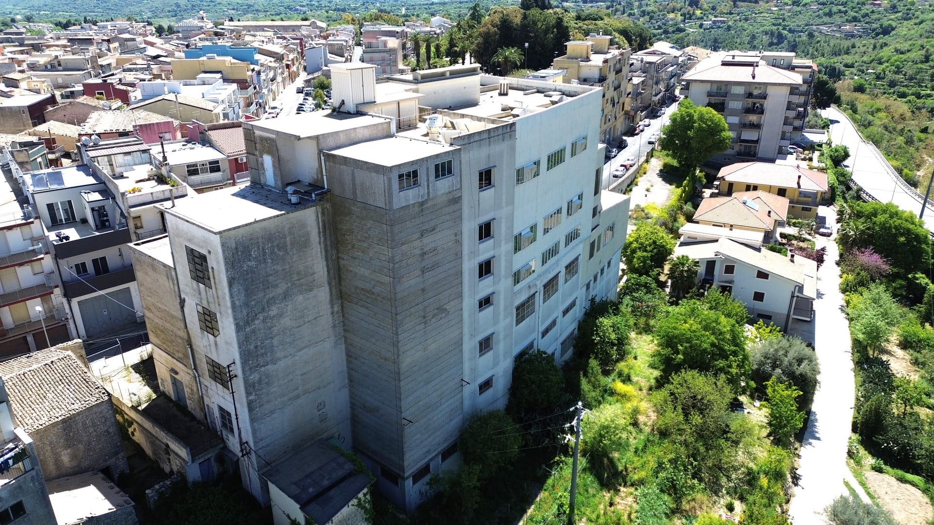 commercial building forsale sicily