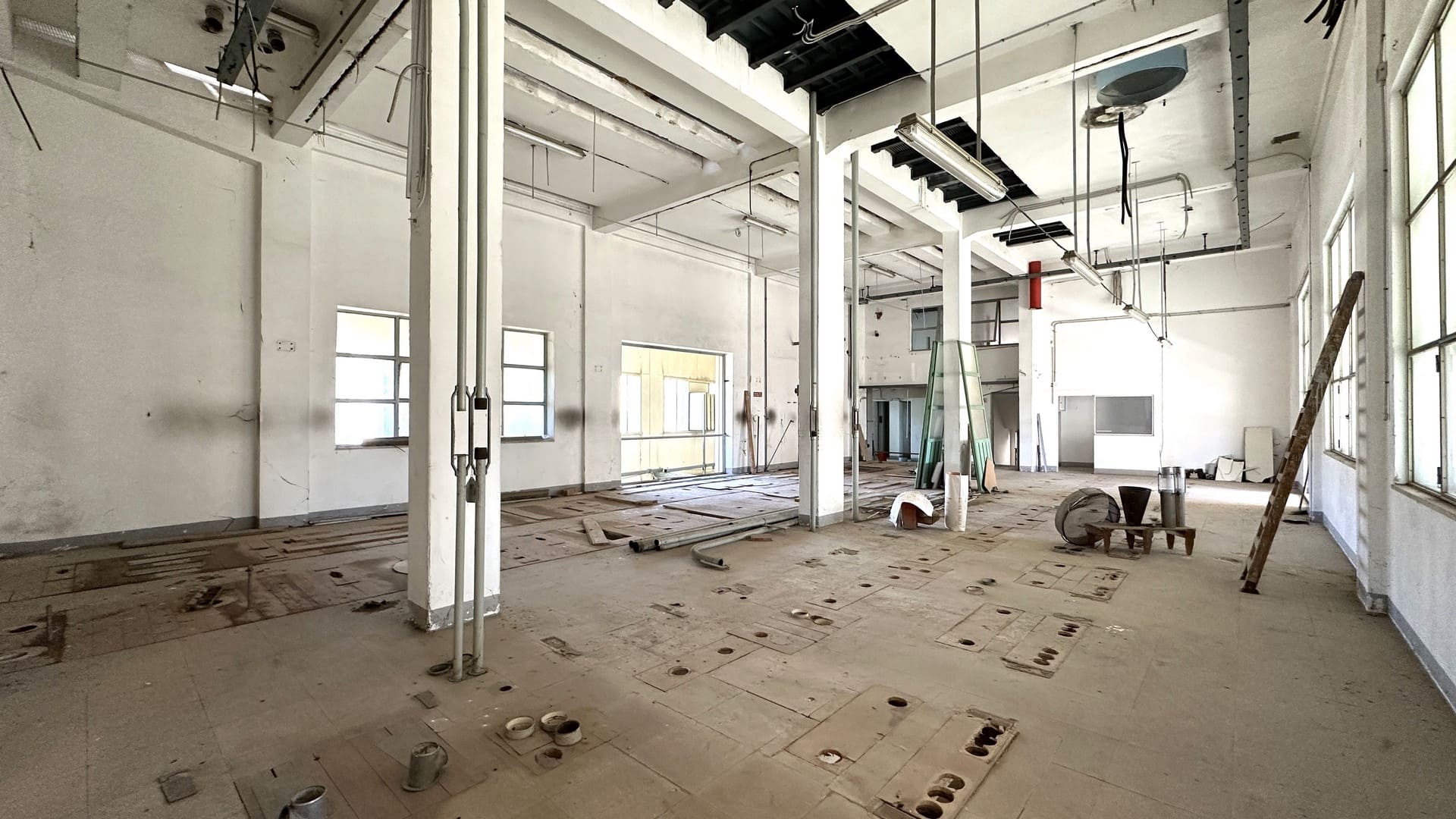 commercial building forsale sicily