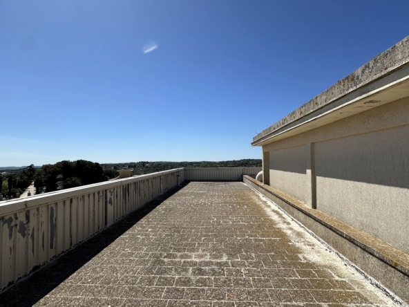 commercial building forsale sicily