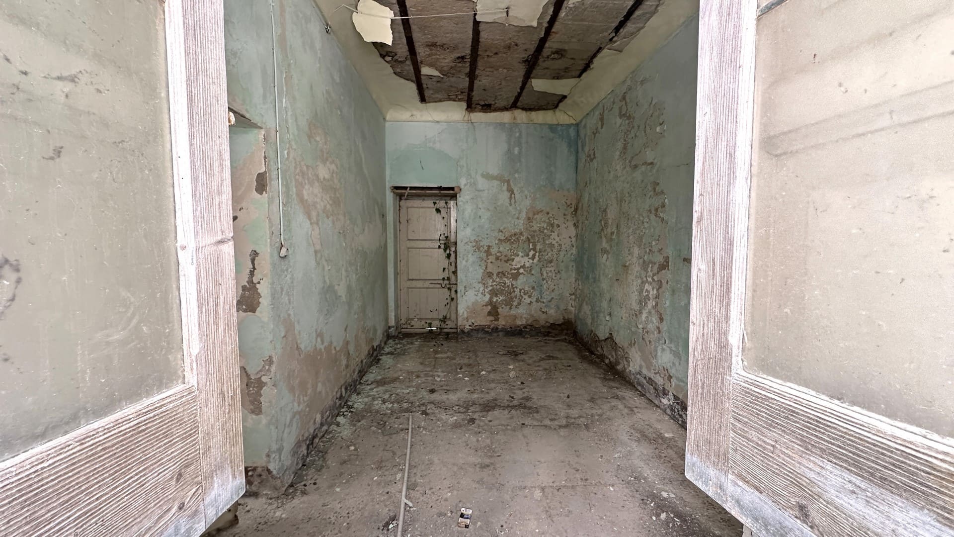 detached house with courtyard for sale palazzolo acreide sicily