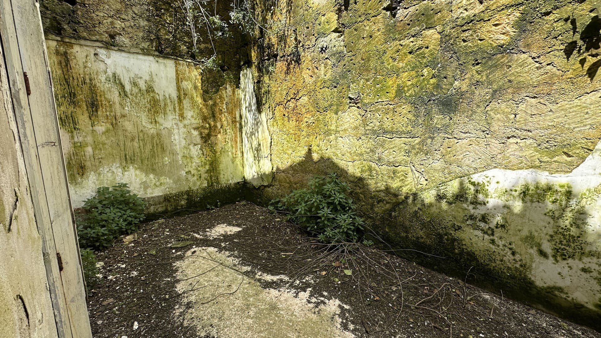 detached house with courtyard for sale palazzolo acreide sicily
