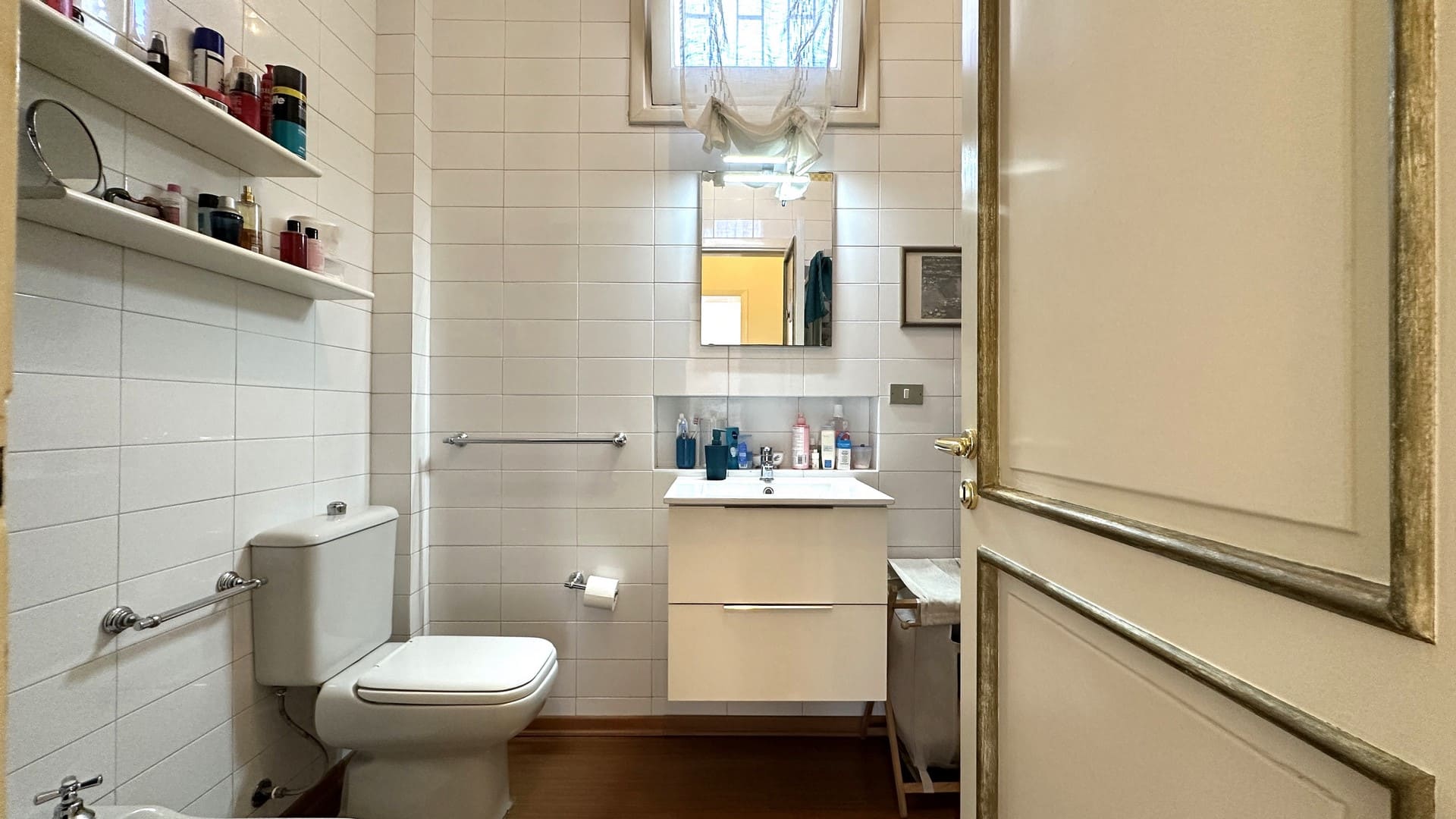 detached house with terrace forsale in the city centre of syracuse