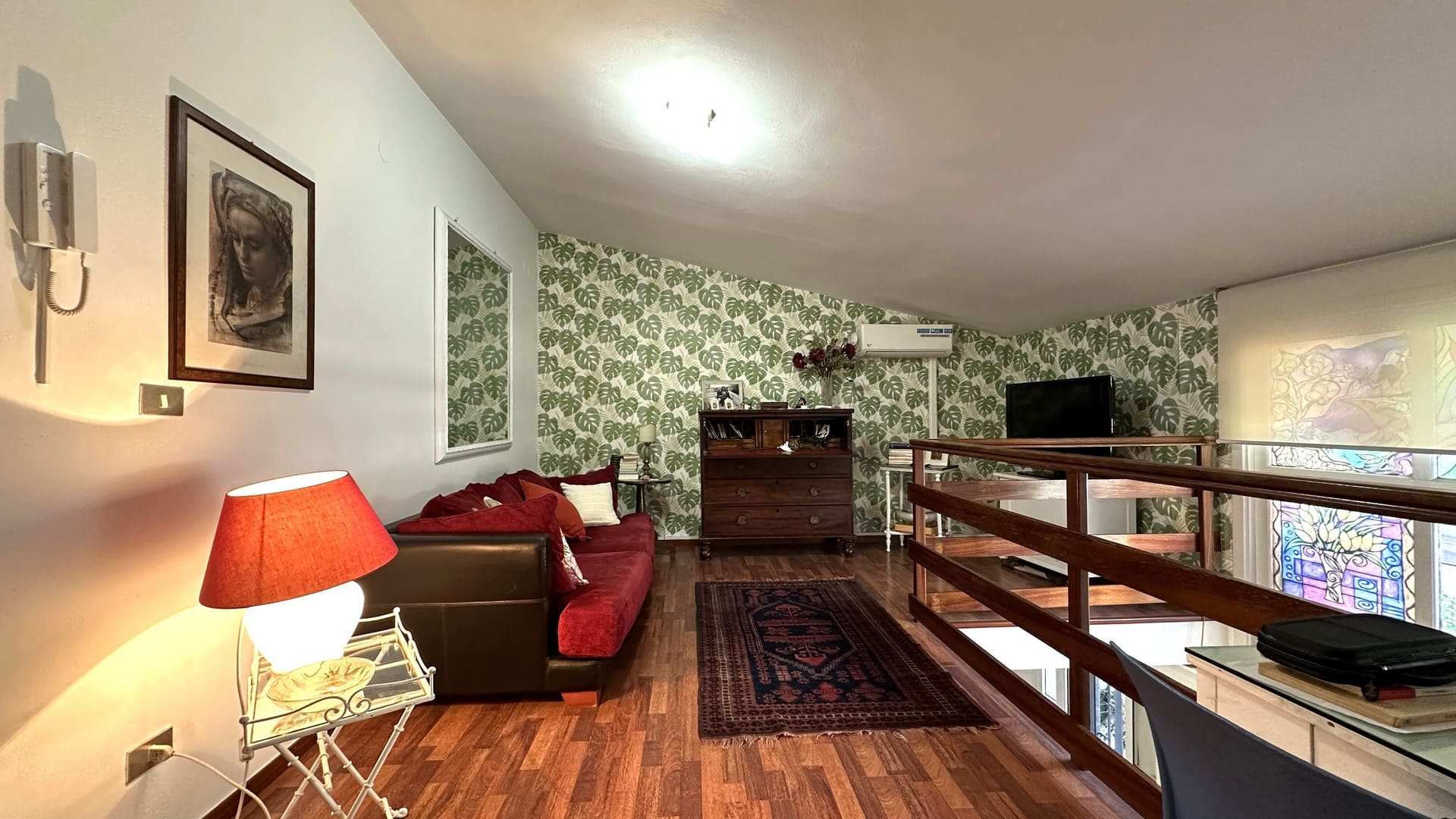 detached house with terrace forsale in the city centre of syracuse