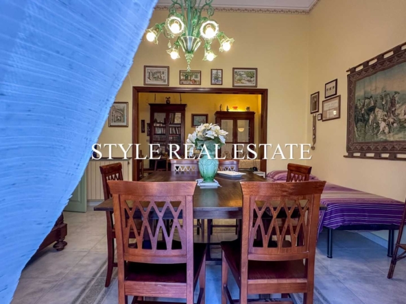 Apartment with loft in the heart of the Umbertina district
